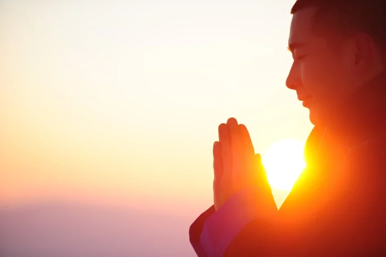 exercitii yoga pentru stres