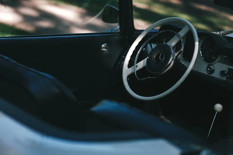 semnificatie martori bord bmw seria 3